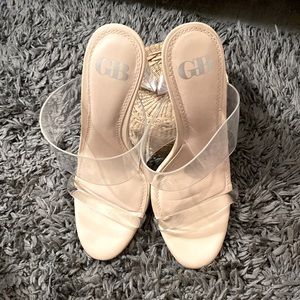 Gianni Bini Clear Heel • 7.5